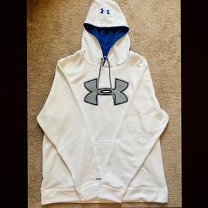 NWOT Under Armour Storm Sweatshirt! 💙